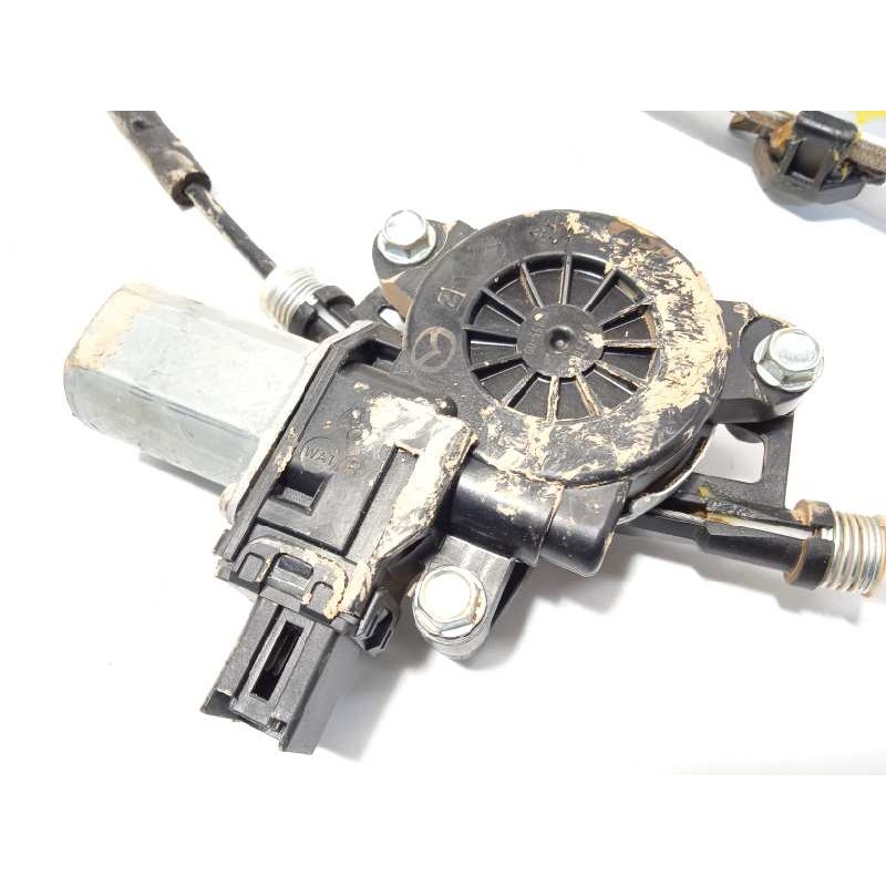 Recambio de elevalunas trasero derecho para mazda 3 lim. () 2.0 cat referencia OEM IAM BHN972590  BHN95858X