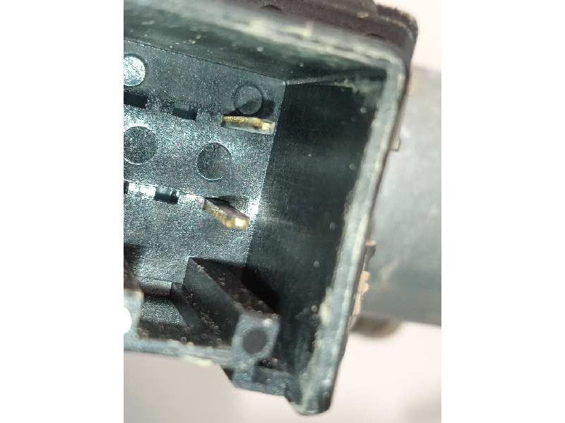 Recambio de elevalunas trasero izquierdo para mazda 3 lim. () 2.0 cat referencia OEM IAM BHN973590  BHP15958X