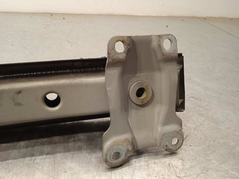 Recambio de refuerzo paragolpes trasero para volvo c30 d2 kinetic referencia OEM IAM 31217704  