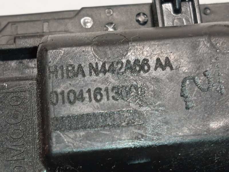 Recambio de cerradura maletero / porton para ford fiesta (ce1) trend referencia OEM IAM H1BAN442A66AA  2475591