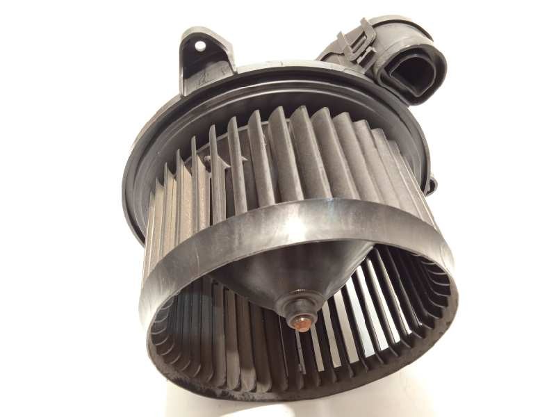 Recambio de motor calefaccion para ford fiesta (ce1) trend referencia OEM IAM H1BH19846AA 2067889 0130115702