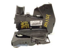 Recambio de cerradura puerta trasera izquierda para renault megane iv grandtour 1.3 tce referencia OEM IAM 825035881R   2