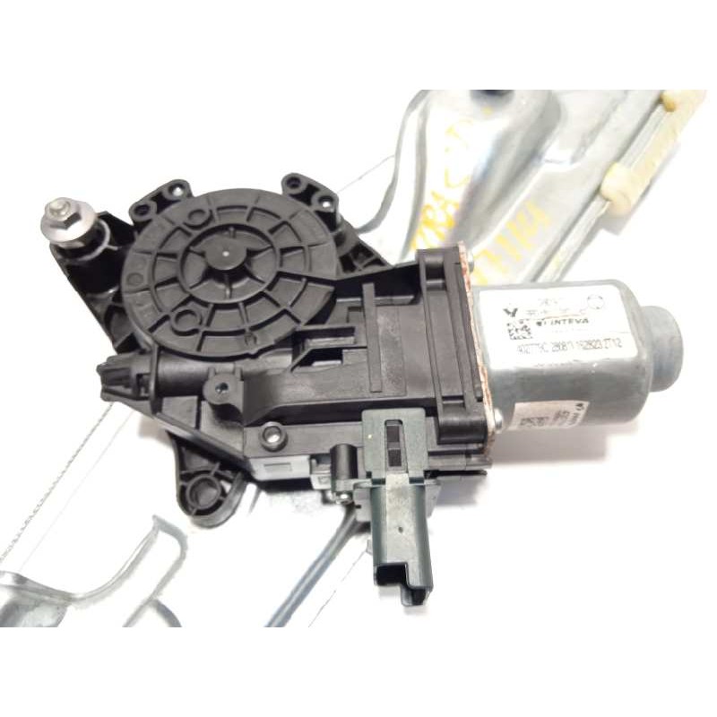 Recambio de elevalunas trasero derecho para renault megane iv grandtour 1.3 tce referencia OEM IAM 827209091R  402779C