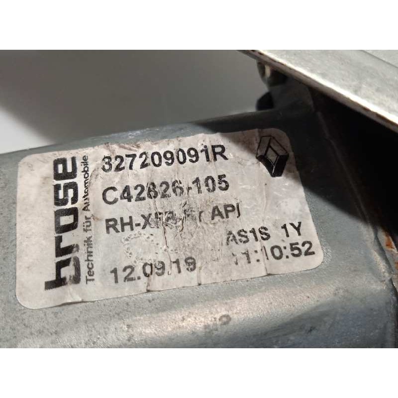 Recambio de elevalunas trasero derecho para renault megane iv grandtour 1.3 tce referencia OEM IAM 827209091R  402779C