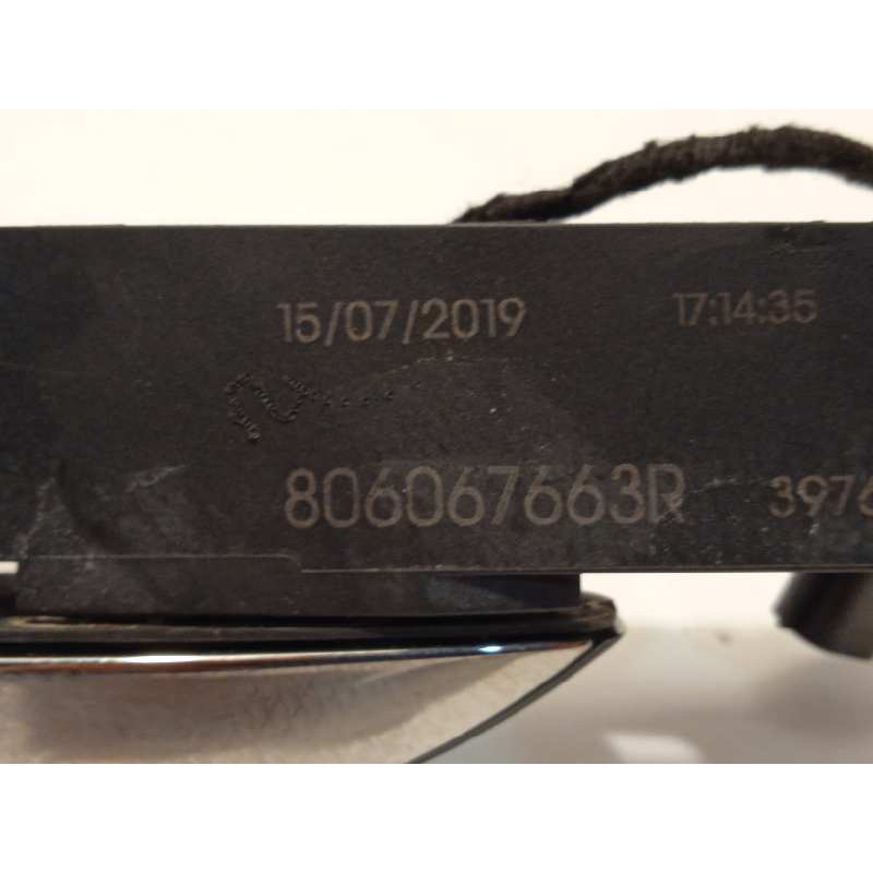 Recambio de maneta exterior trasera derecha para renault megane iv grandtour 1.3 tce referencia OEM IAM 806067663R  