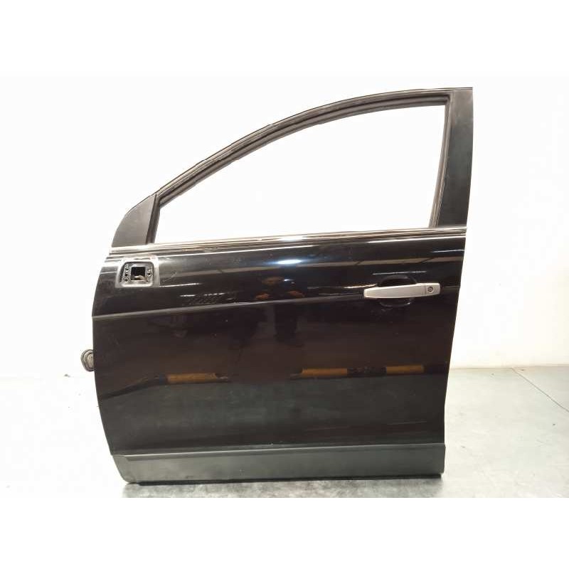 Recambio de puerta delantera izquierda para chevrolet captiva 2.0 diesel cat referencia OEM IAM 42352069  