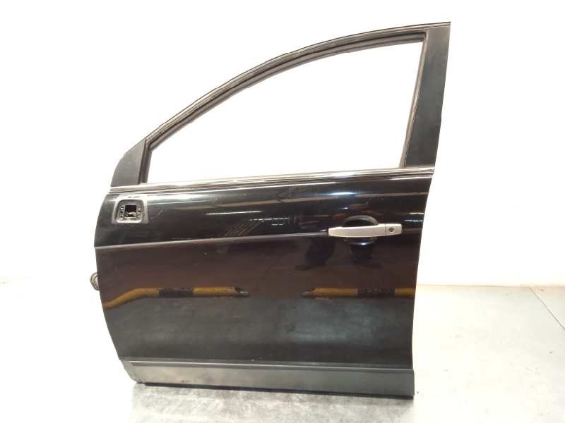 Recambio de puerta delantera izquierda para chevrolet captiva 2.0 diesel cat referencia OEM IAM 42352069  