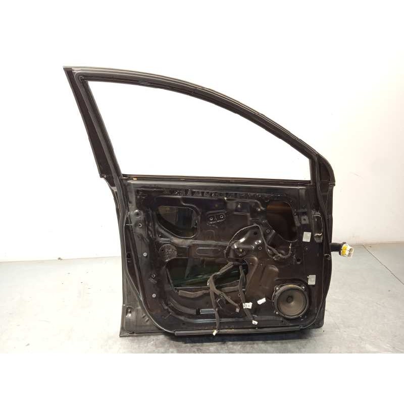 Recambio de puerta delantera izquierda para chevrolet captiva 2.0 diesel cat referencia OEM IAM 42352069  