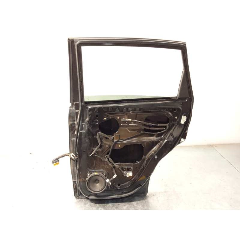 Recambio de puerta trasera derecha para chevrolet captiva 2.0 diesel cat referencia OEM IAM NOREF  