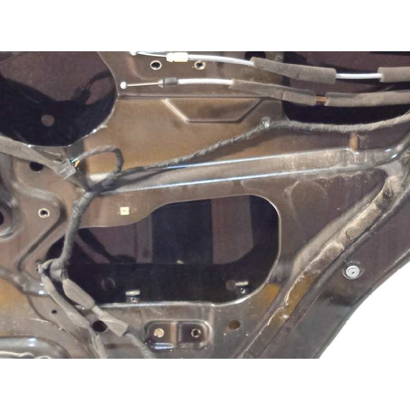 Recambio de puerta trasera derecha para chevrolet captiva 2.0 diesel cat referencia OEM IAM NOREF  