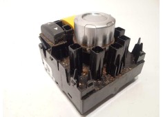 Recambio de mando multifuncion para land rover range rover sport 2.7 td v6 cat referencia OEM IAM YUD501770  8H3214B596AA 2