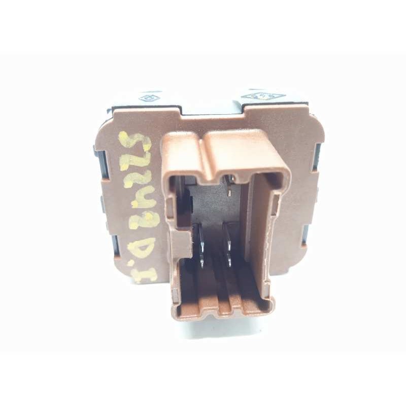 Recambio de mando elevalunas delantero izquierdo para renault captur 1.5 dci diesel fap referencia OEM IAM 254113300R  