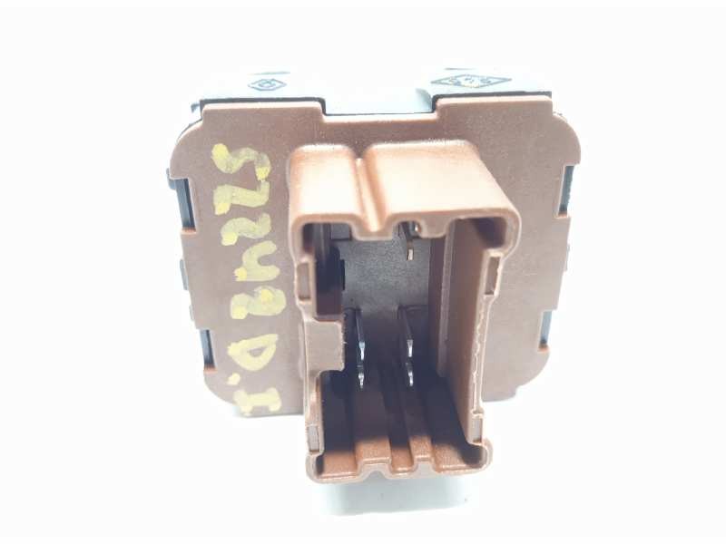 Recambio de mando elevalunas delantero izquierdo para renault captur 1.5 dci diesel fap referencia OEM IAM 254113300R  