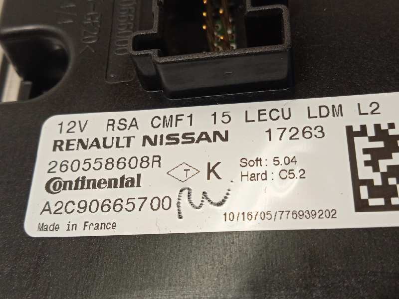 Recambio de centralita faros xenon para renault captur 1.5 dci diesel fap referencia OEM IAM 260558608R  A2C90665700