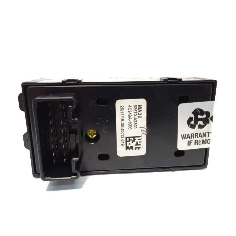 Recambio de mando elevalunas delantero izquierdo para kia cee´d 1.4 crdi cat referencia OEM IAM 93570A2300  