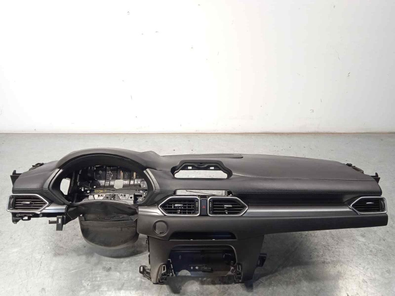 Recambio de salpicadero para mazda cx-5 2.0 cat referencia OEM IAM KB7W60381  KB7W60330D02