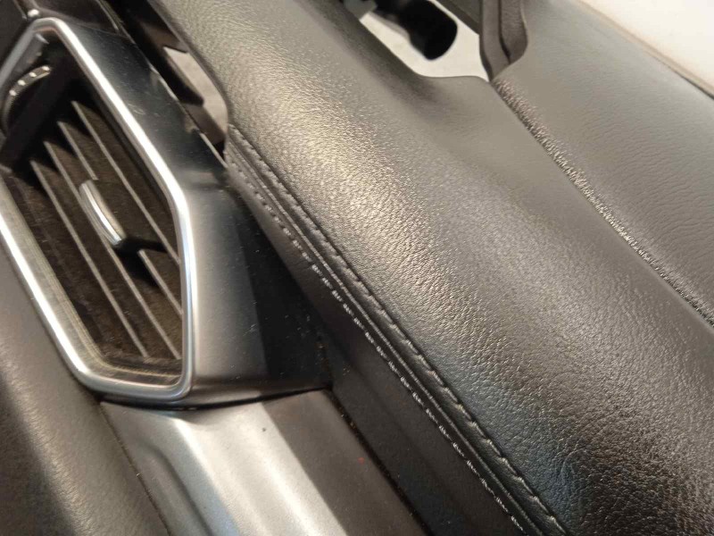 Recambio de salpicadero para mazda cx-5 2.0 cat referencia OEM IAM KB7W60381  KB7W60330D02