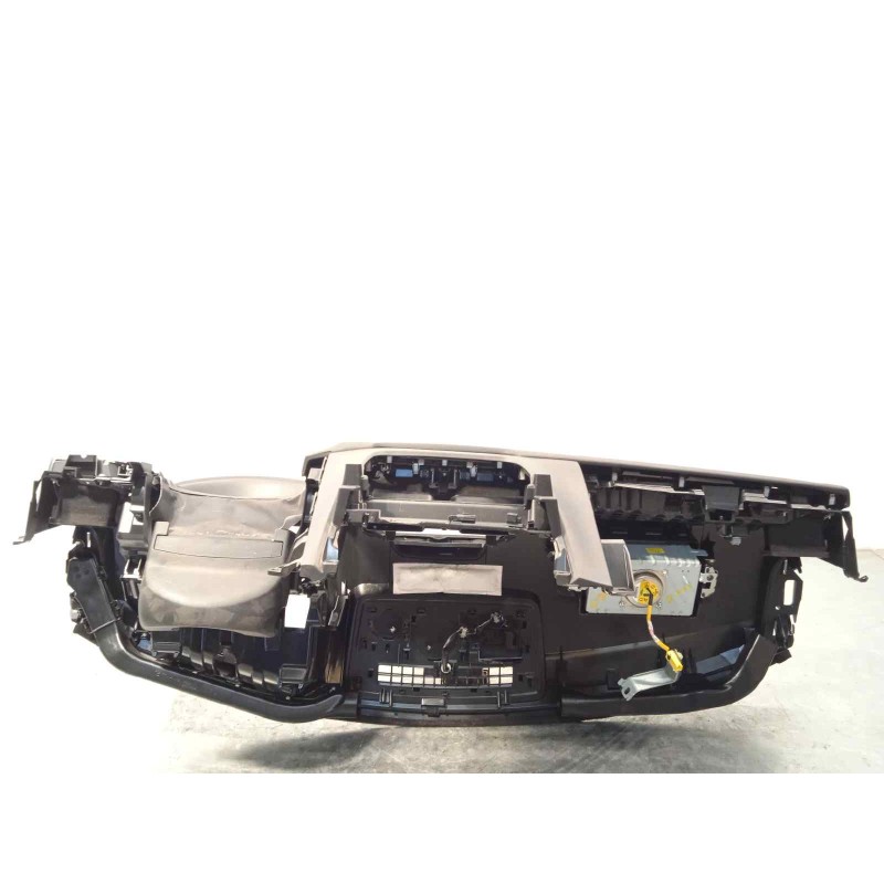 Recambio de salpicadero para mazda cx-5 2.0 cat referencia OEM IAM KB7W60381  KB7W60330D02