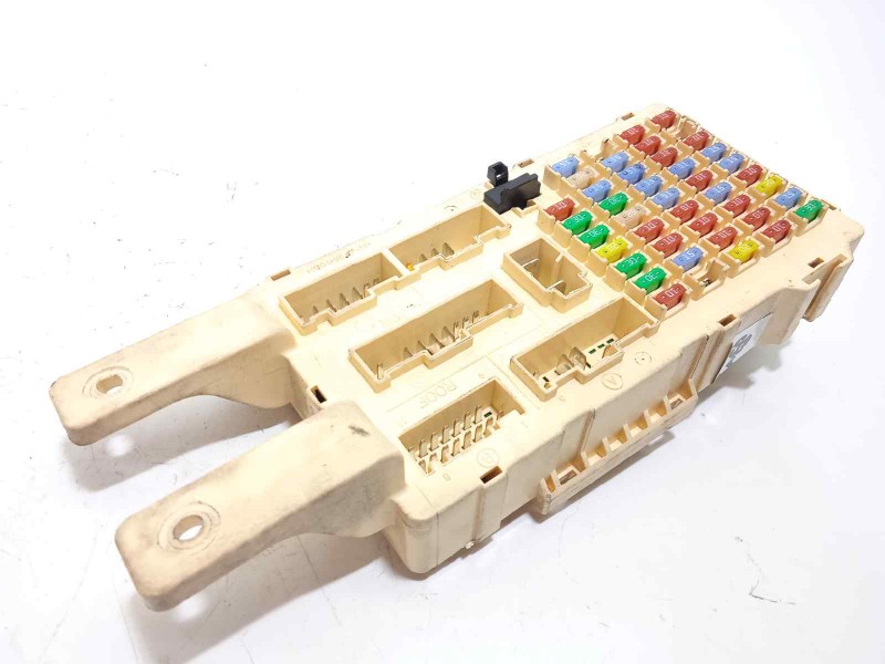 Recambio de caja reles / fusibles para hyundai santa fe (bm) 2.2 crdi cat referencia OEM IAM 919502B210  