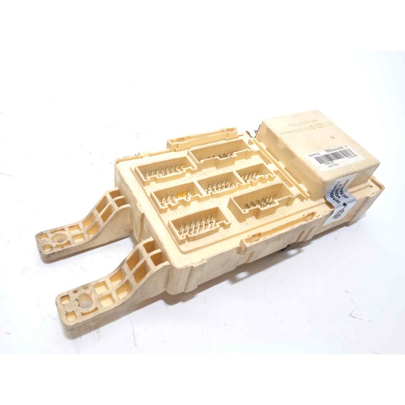 Recambio de caja reles / fusibles para hyundai santa fe (bm) 2.2 crdi cat referencia OEM IAM 919502B210  