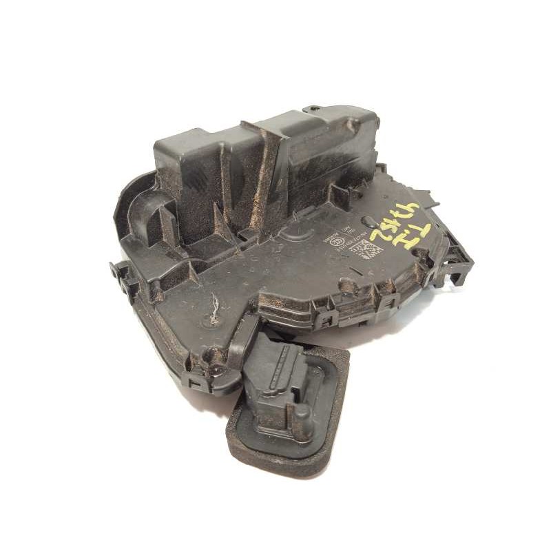 Recambio de cerradura puerta trasera izquierda para volkswagen polo 1.0 referencia OEM IAM 5TA839015E  