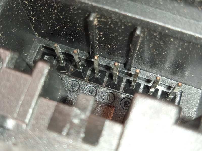 Recambio de cerradura puerta trasera izquierda para volkswagen polo 1.0 referencia OEM IAM 5TA839015E  