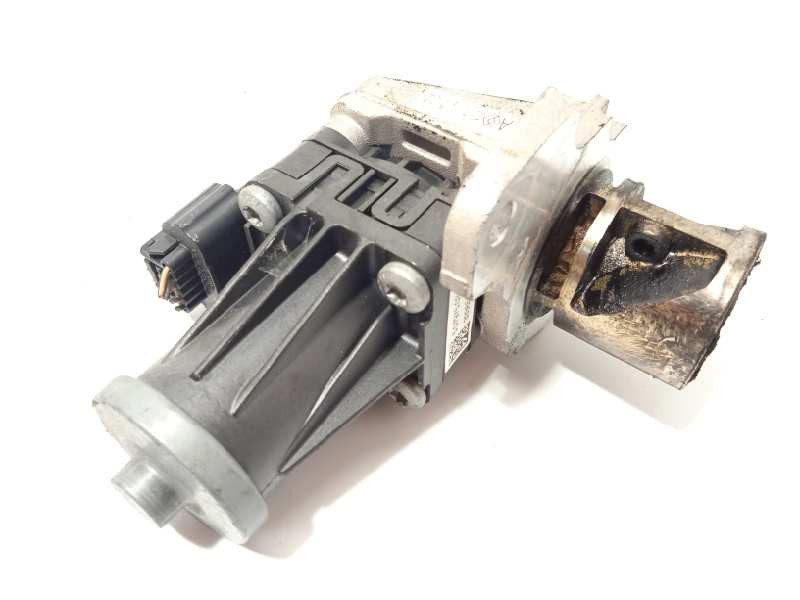 Recambio de valvula egr para dacia duster laureate 4x2 referencia OEM IAM 8201411538  