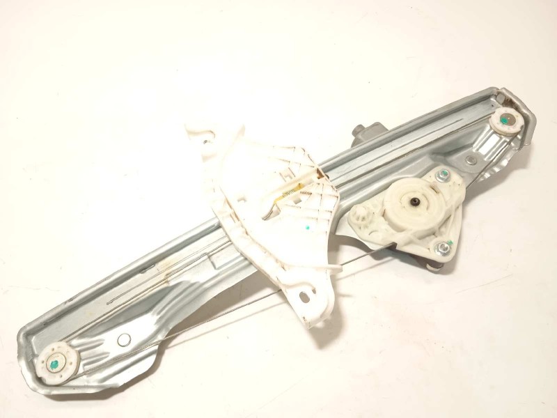 Recambio de elevalunas trasero izquierdo para hyundai kona 1.0 tgdi cat referencia OEM IAM 82460J9000  