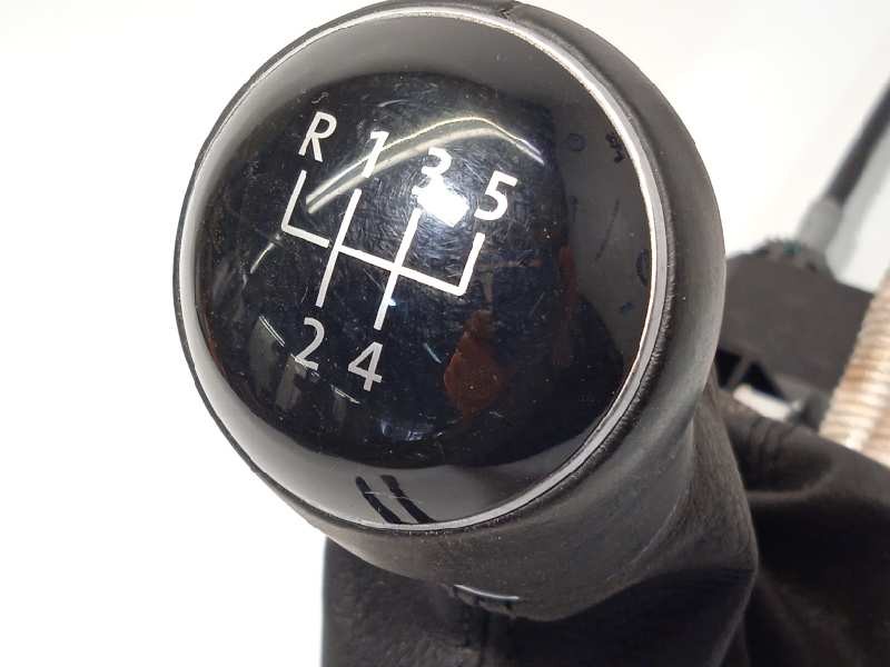 Recambio de palanca cambio para volkswagen polo 1.0 referencia OEM IAM 2Q0711049J  