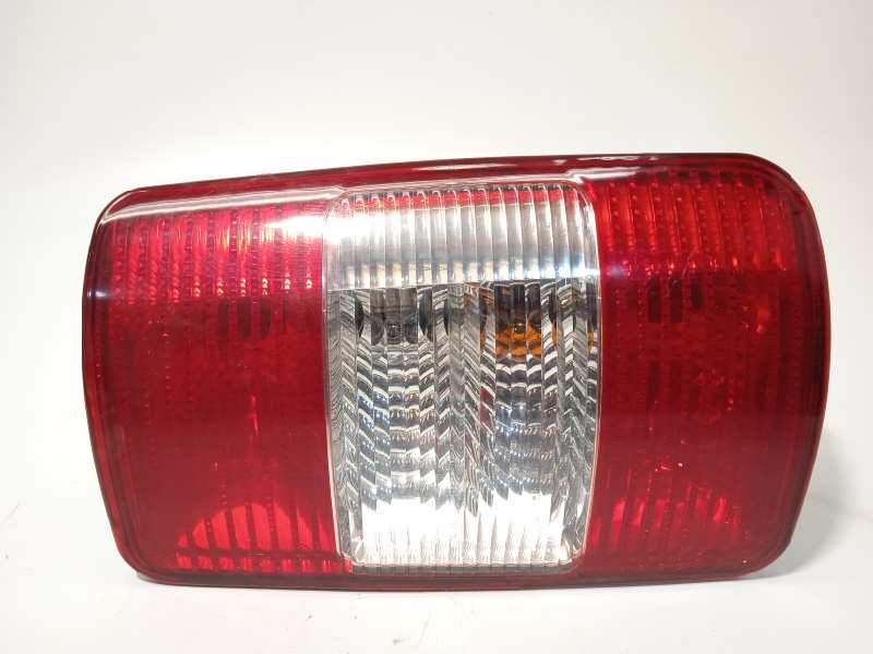 Recambio de piloto trasero derecho para volkswagen caddy ka/kb (2k) life referencia OEM IAM 2K0945096P  