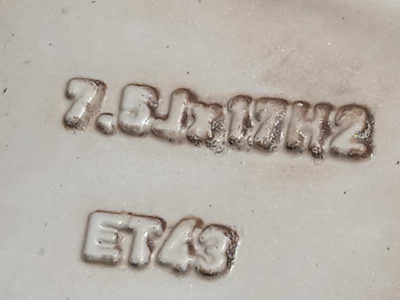 Recambio de llanta para audi a4 berlina (8e) 2.0 tdi 16v (103kw) referencia OEM IAM 8E0601025AQ  