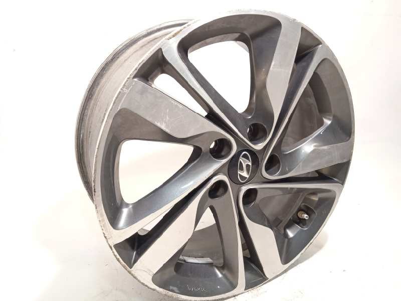 Recambio de llanta para hyundai elantra (md) tecno referencia OEM IAM 529103X850  