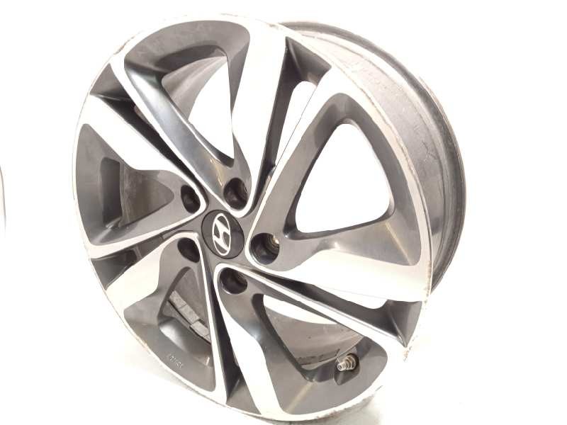 Recambio de llanta para hyundai elantra (md) tecno referencia OEM IAM 529103X850  