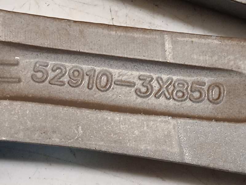 Recambio de llanta para hyundai elantra (md) tecno referencia OEM IAM 529103X850  