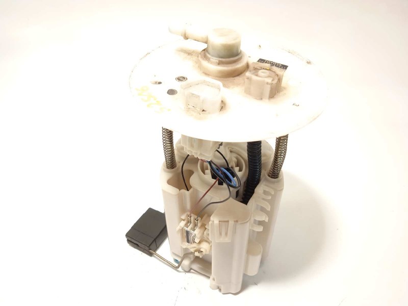 Recambio de bomba combustible para toyota prius (nhw20) 1.5 cat referencia OEM IAM 7702047041  1019618992