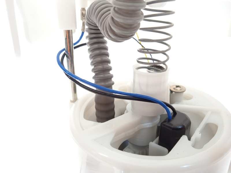 Recambio de bomba combustible para citroën c-elysée shine referencia OEM IAM 9674466680  