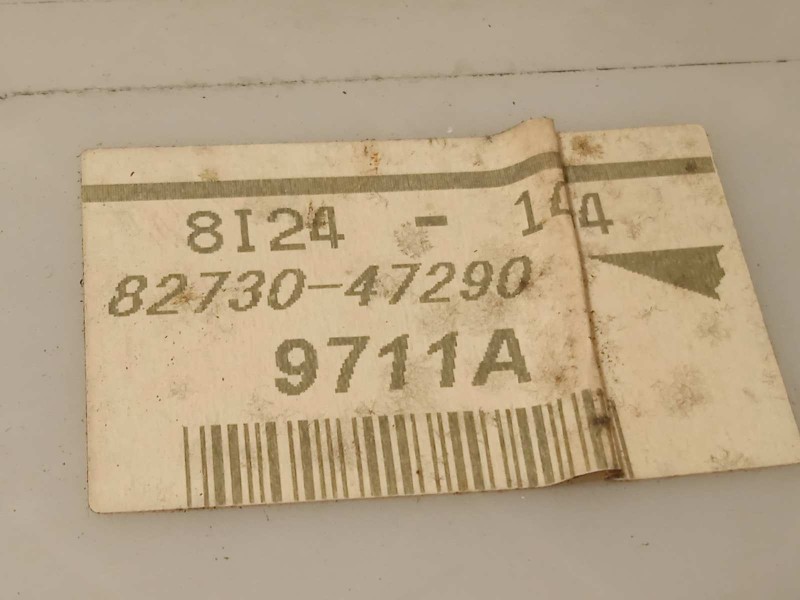 Recambio de caja reles / fusibles para toyota prius (nhw20) 1.5 cat referencia OEM IAM 8273047290  808250254