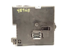 Recambio de caja reles / fusibles para volvo xc70 2.4 diesel cat referencia OEM IAM 30728512  28017881 2