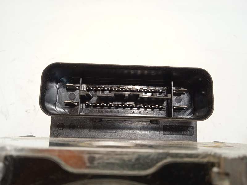 Recambio de abs para toyota yaris active referencia OEM IAM 445400D280 895410D480 06210246564