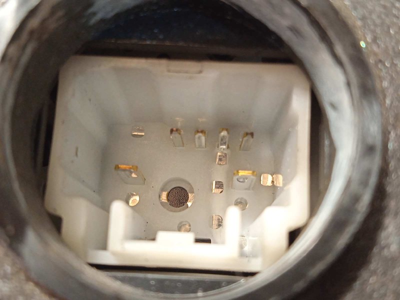 Recambio de cerradura puerta delantera izquierda para toyota prius (nhw20) 1.5 cat referencia OEM IAM 6904047081  