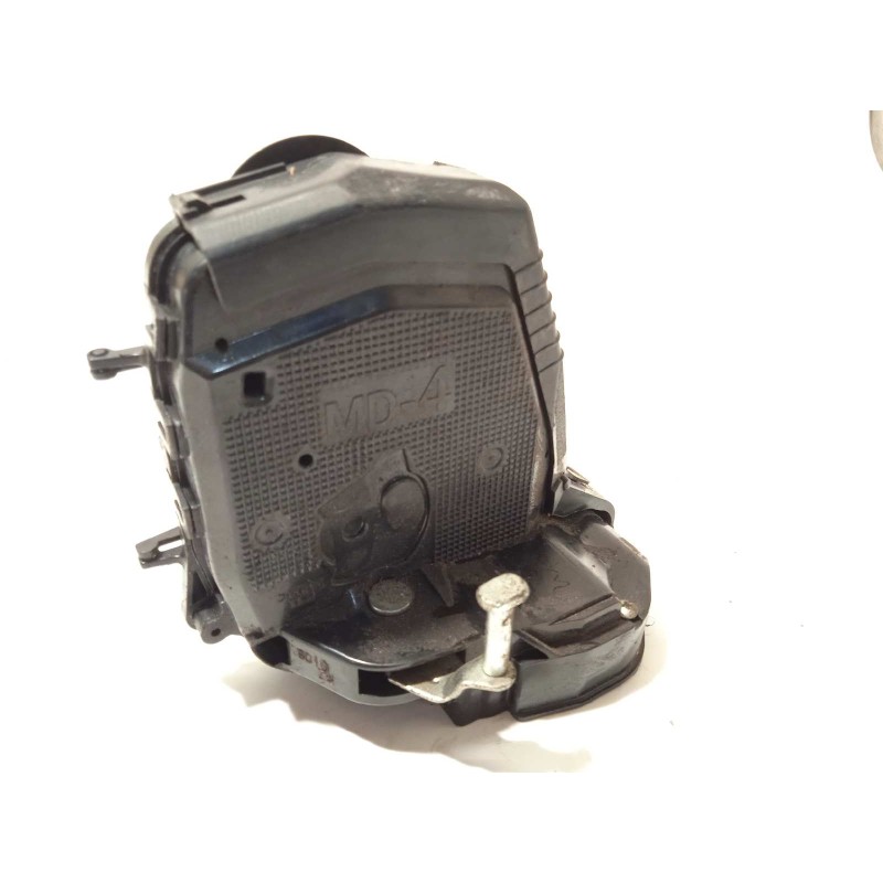 Recambio de cerradura puerta trasera izquierda para toyota prius (nhw20) 1.5 cat referencia OEM IAM 6906047041  