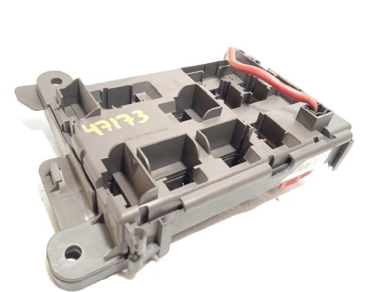 Recambio de caja reles / fusibles para bmw x5 (e70) xdrive30d referencia OEM IAM 6931687  61146931687