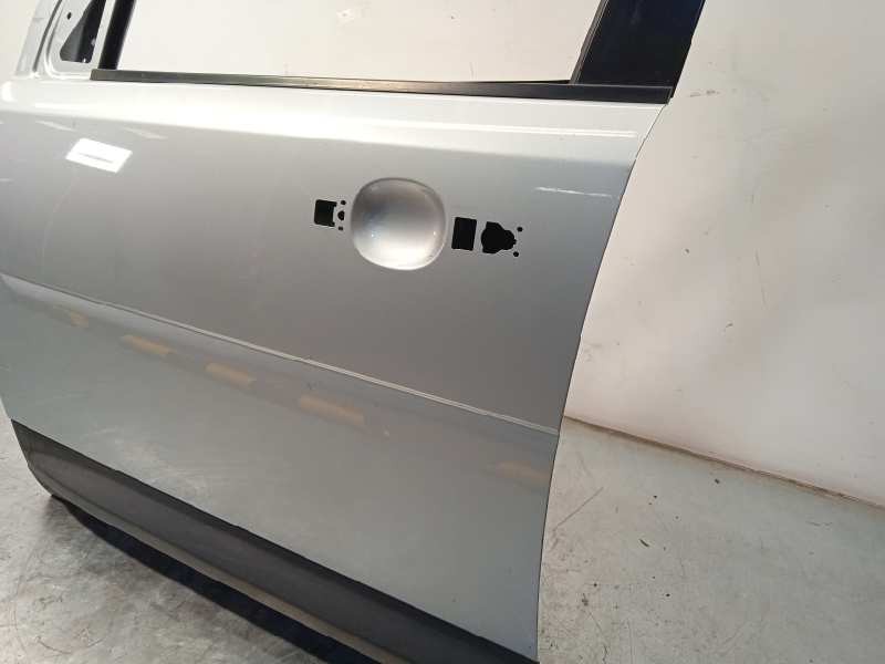 Recambio de puerta delantera izquierda para land rover freelander (lr2) 2.2 td4 cat referencia OEM IAM LR003509  