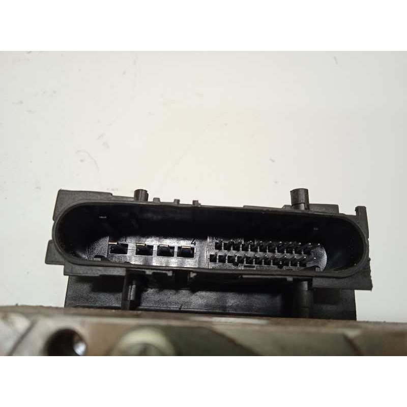 Recambio de abs para dacia sandero laureate referencia OEM IAM 476604621R 0265801018 0265232718