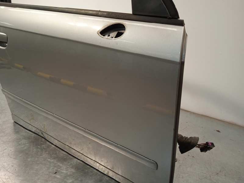 Recambio de puerta delantera derecha para seat exeo st (3r5)(2009>) reference referencia OEM IAM 3R0831052  