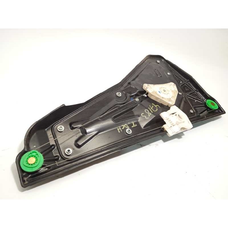 Recambio de elevalunas trasero derecho para land rover discovery 2.7 td v6 cat referencia OEM IAM CVH500020  