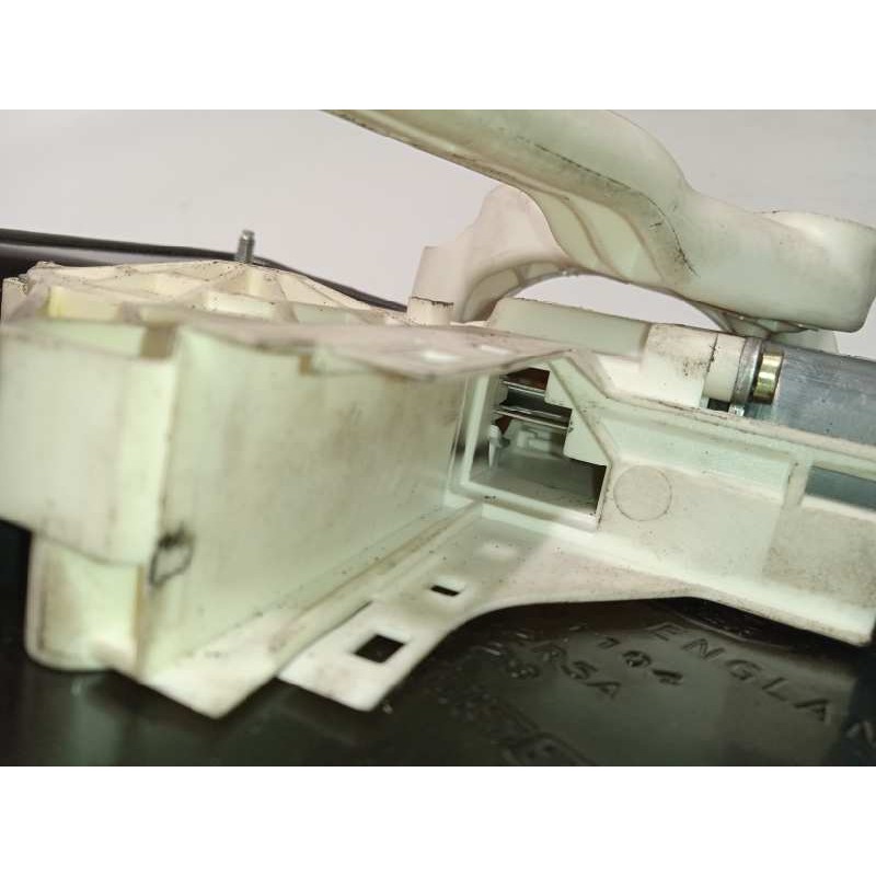 Recambio de elevalunas trasero derecho para land rover discovery 2.7 td v6 cat referencia OEM IAM CVH500020  