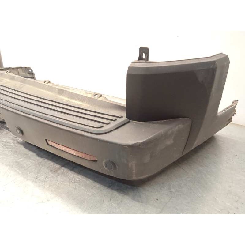 Recambio de paragolpes trasero para land rover discovery 2.7 td v6 cat referencia OEM IAM DPO000031PCL  5H2217D822AA8PCL