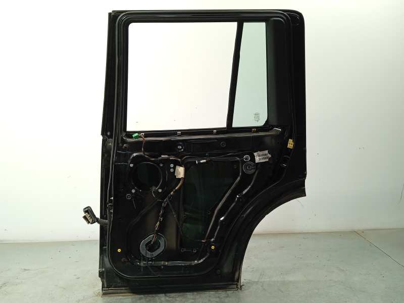 Recambio de puerta trasera derecha para land rover discovery 2.7 td v6 cat referencia OEM IAM BFA780100  