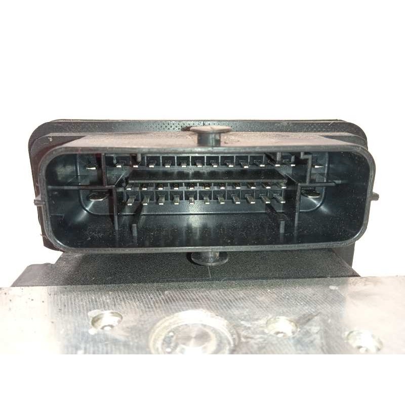 Recambio de abs para hyundai i20 active tecno referencia OEM IAM 58920C8390 6158945200 C858924650